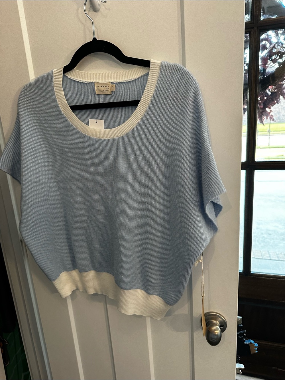 NWT dreamers by debut Crewneck Short-Sleeve Sweater
